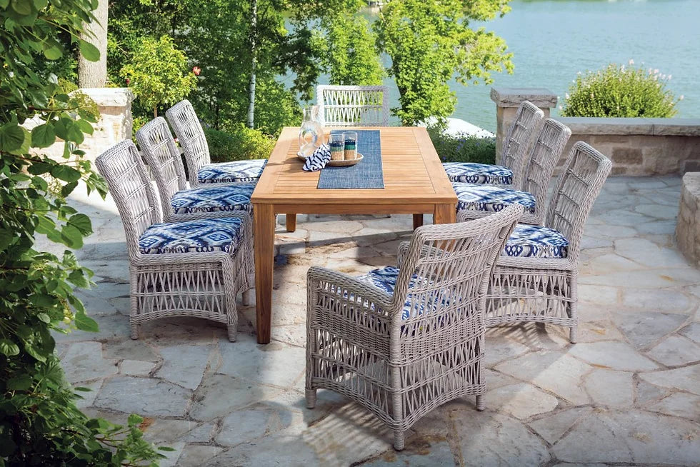 The Ultimate Guide to Choosing the Perfect Outdoor Dining Set from LOOMLAN Outdoor