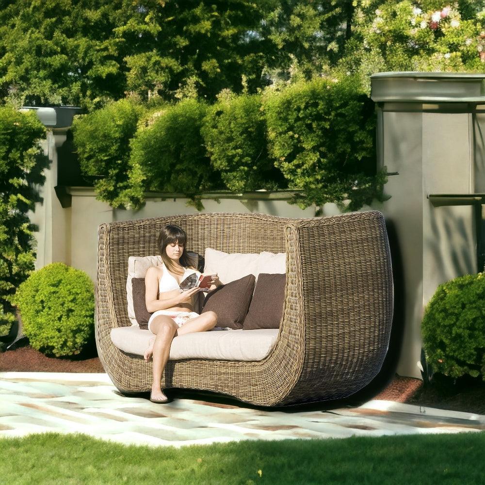 LOOMLAN Outdoor - Venice Daybed Commercial Grade Outdoor Furniture - Outdoor Cabanas & Loungers