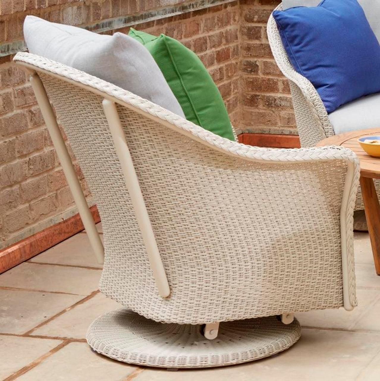 LOOMLAN Outdoor - Weekend Retreat Outdoor Swivel Glider Lounge Chair Lloyd Flanders - Outdoor Lounge Chairs
