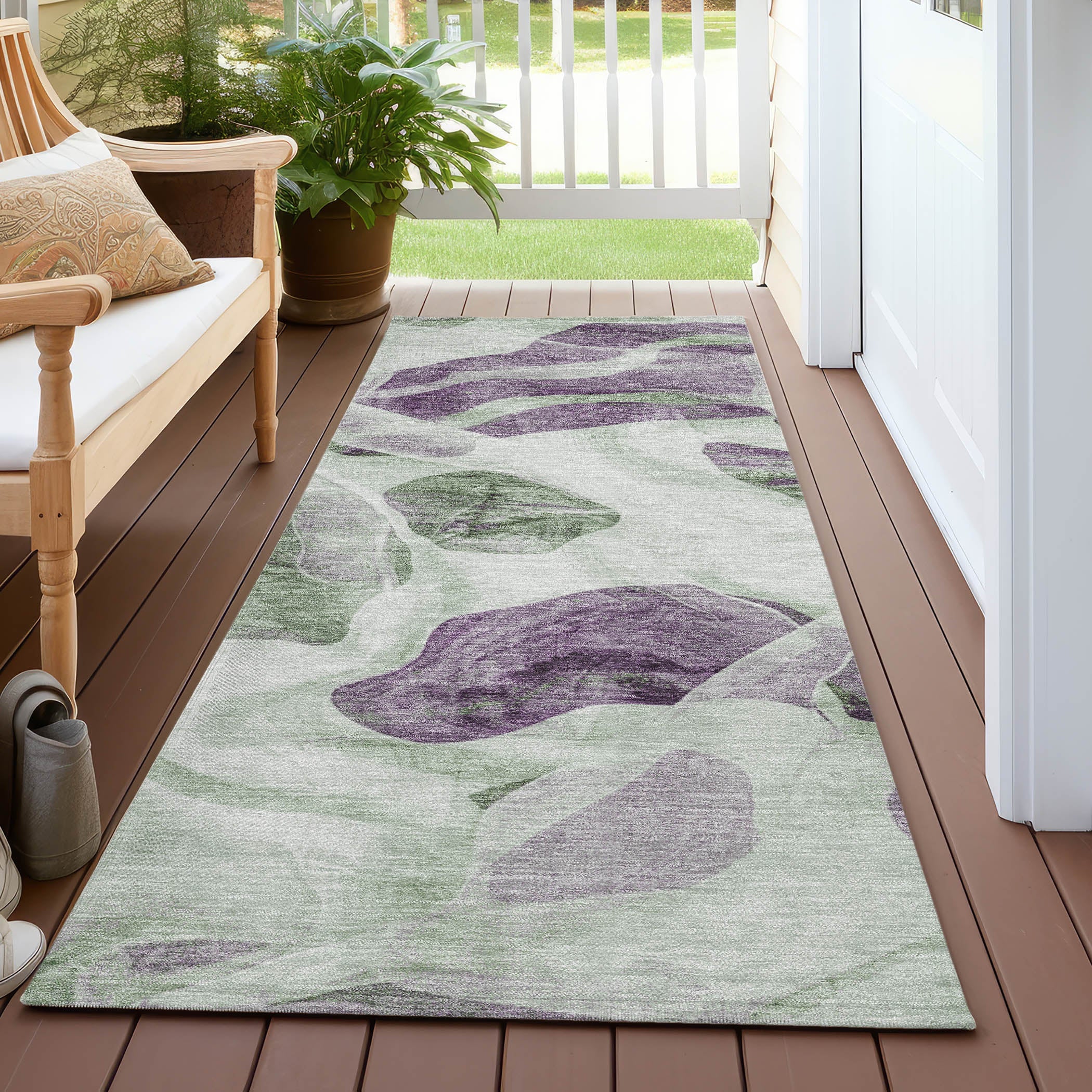 Vaelanor Green Washable Indoor-Outdoor Rug