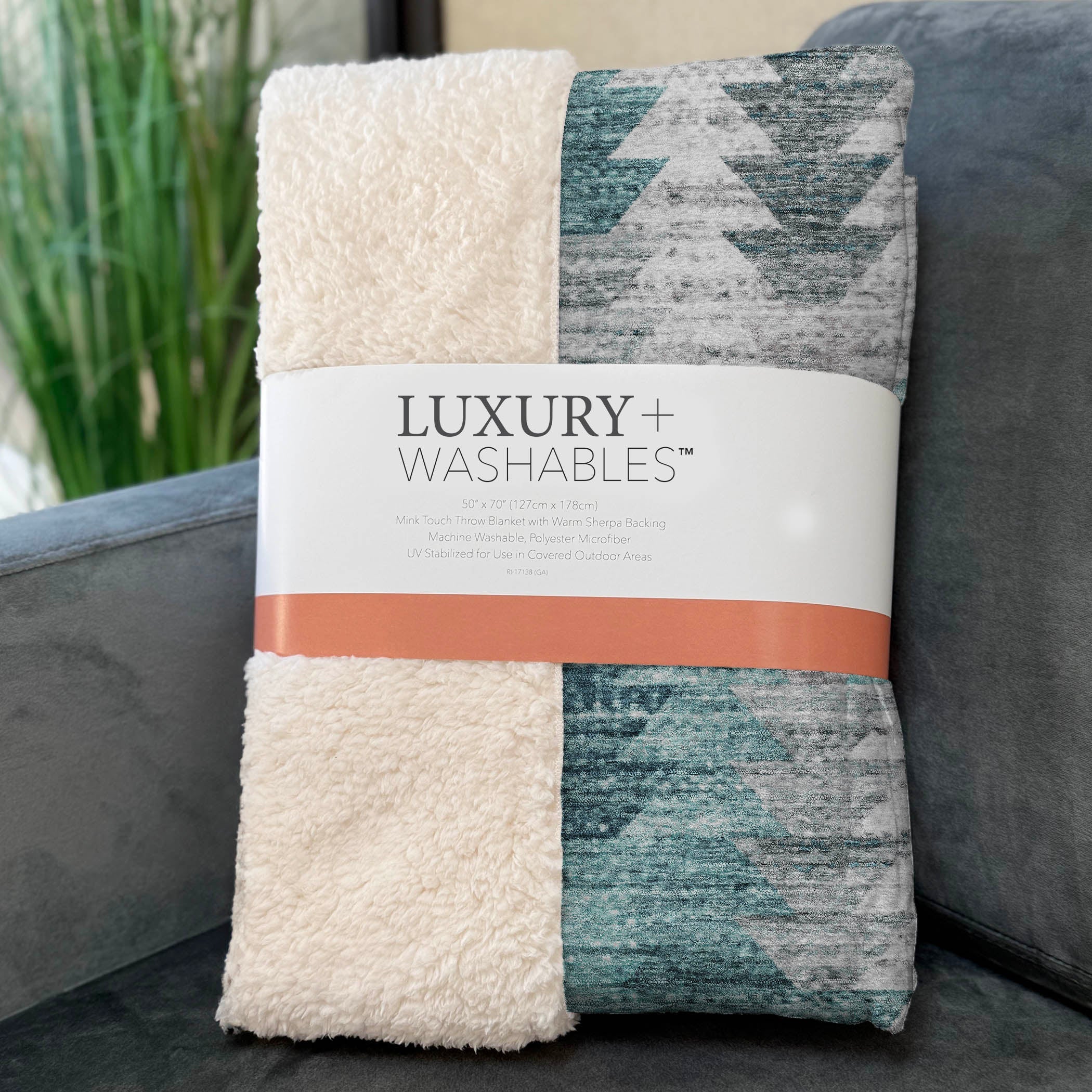 Angled Checks Teal Washable Indoor-Outdoor Rug