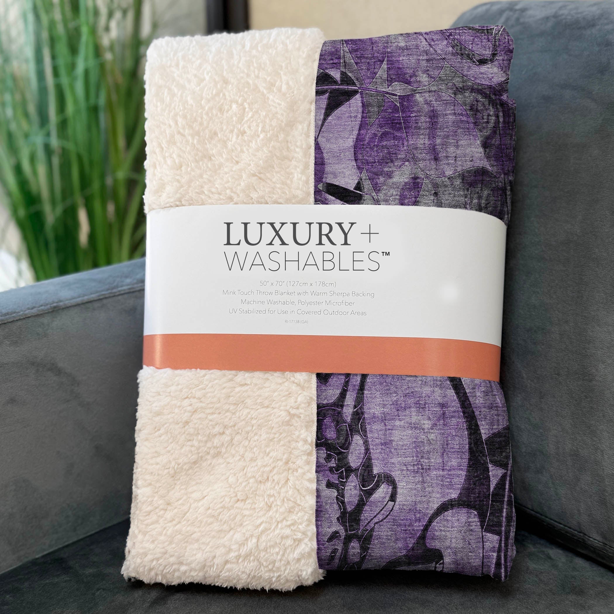 Addison Rugs Floral Purple Washable Indoor-Outdoor Rug with Matching Throw
