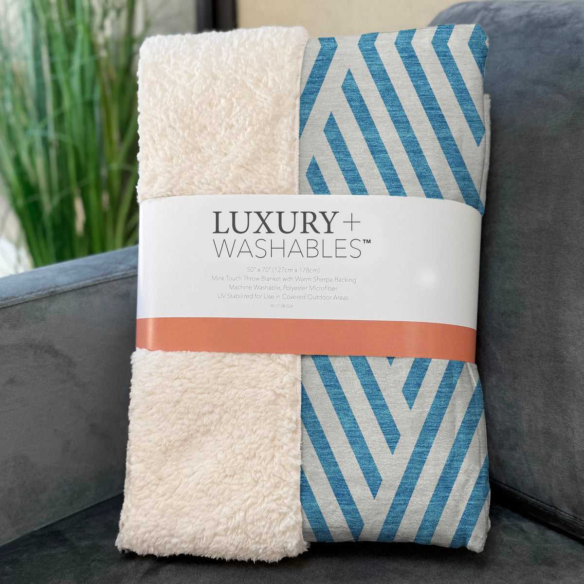 Addison Rugs Geometric Teal Washable Indoor-Outdoor Rug