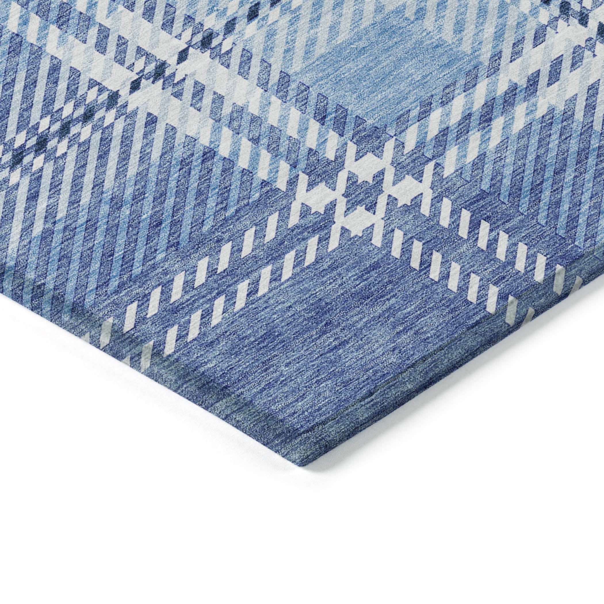 Spiral Whispers Blue Washable Indoor-Outdoor Rug