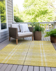 Spiral Whispers Gold Washable Indoor-Outdoor Rug
