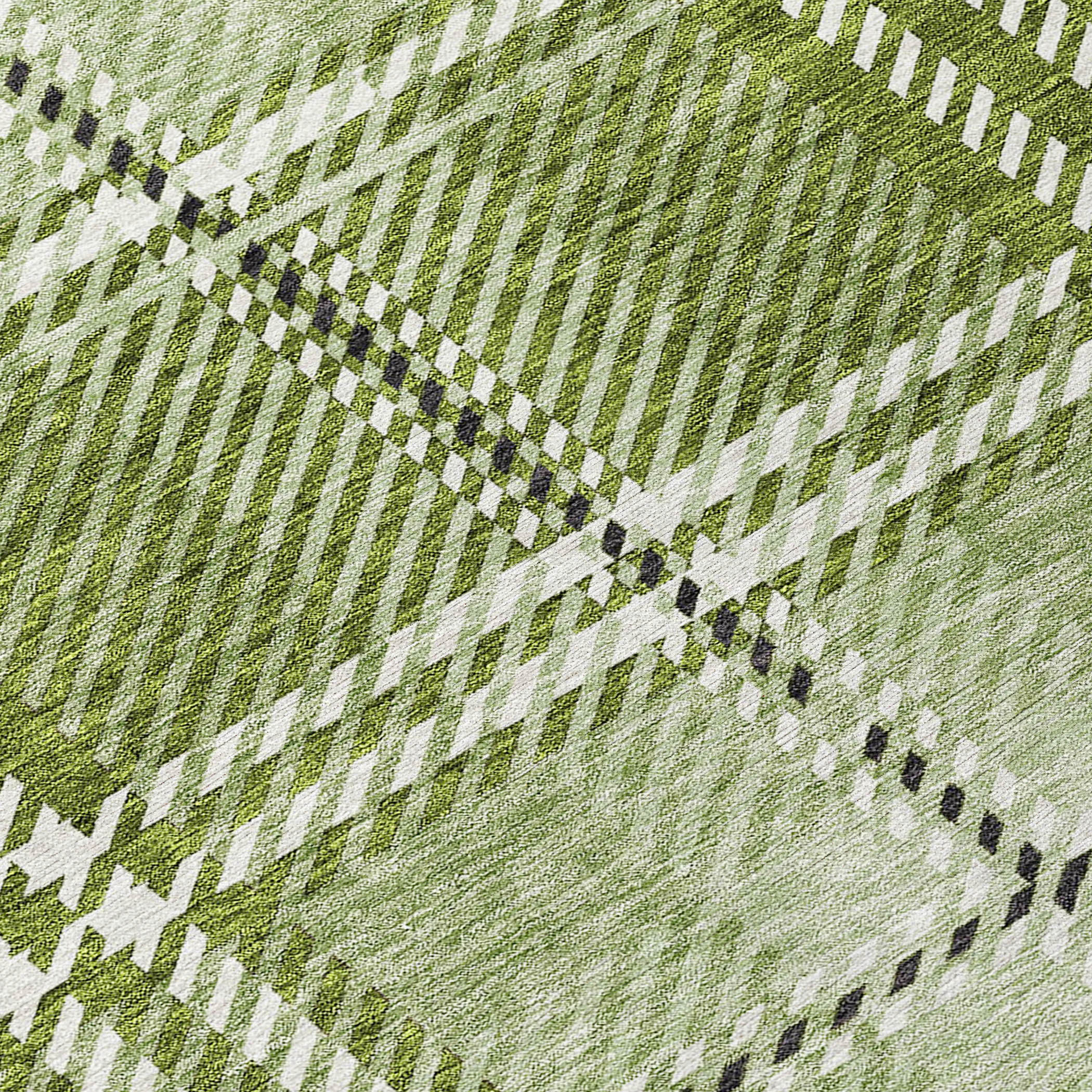 Spiral Whispers Green Washable Indoor-Outdoor Rug