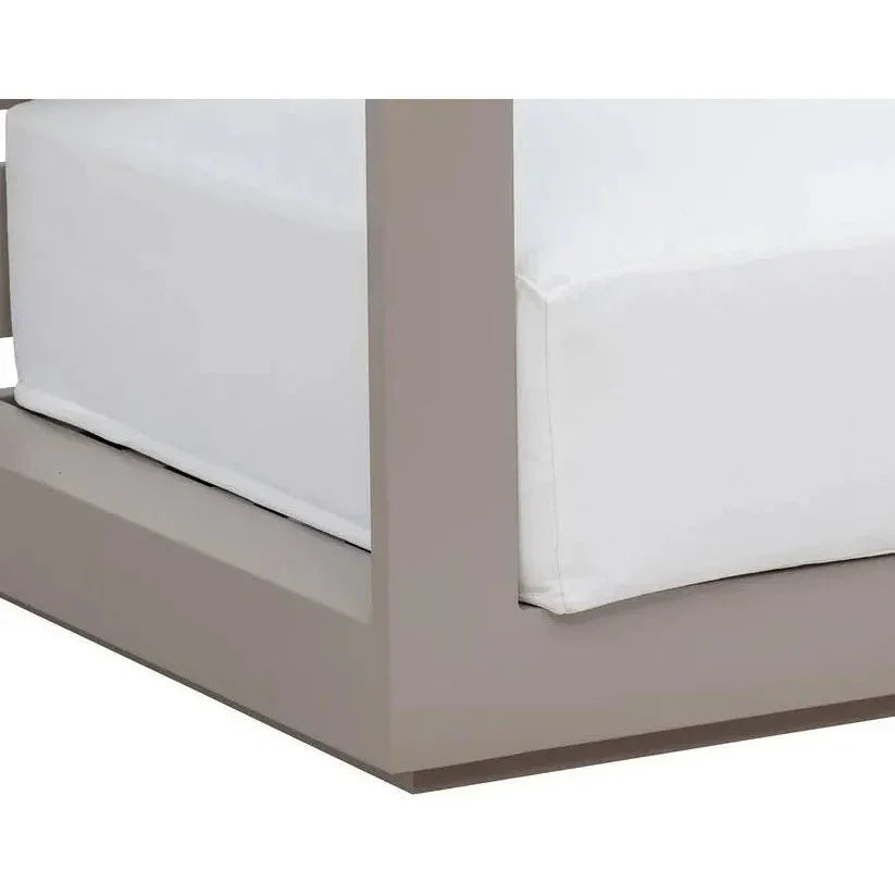 SUNPAN Tavira Contemporary Outdoor Lounge Chair