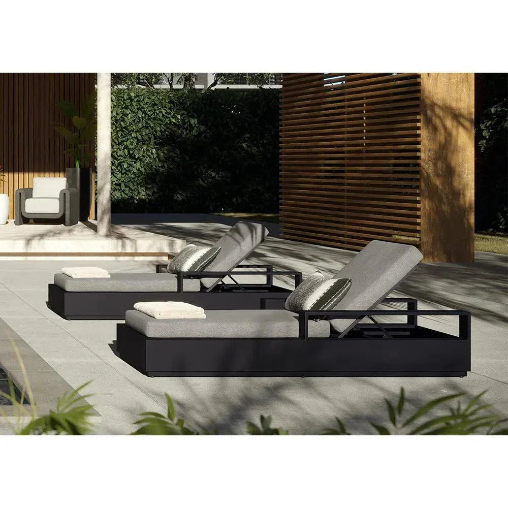 SUNPAN Tavira Lounger Lanikai Salt &amp; Pepper Outdoor Chair