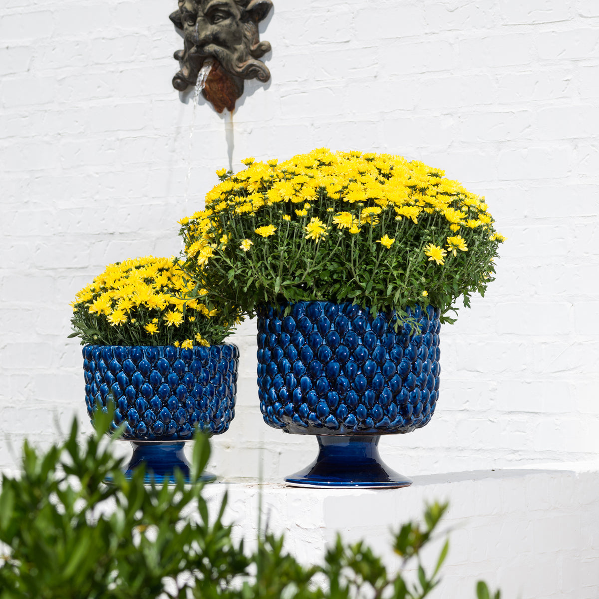 Abigails Vinci Pine Cone Ceramic Outdoor Planter
