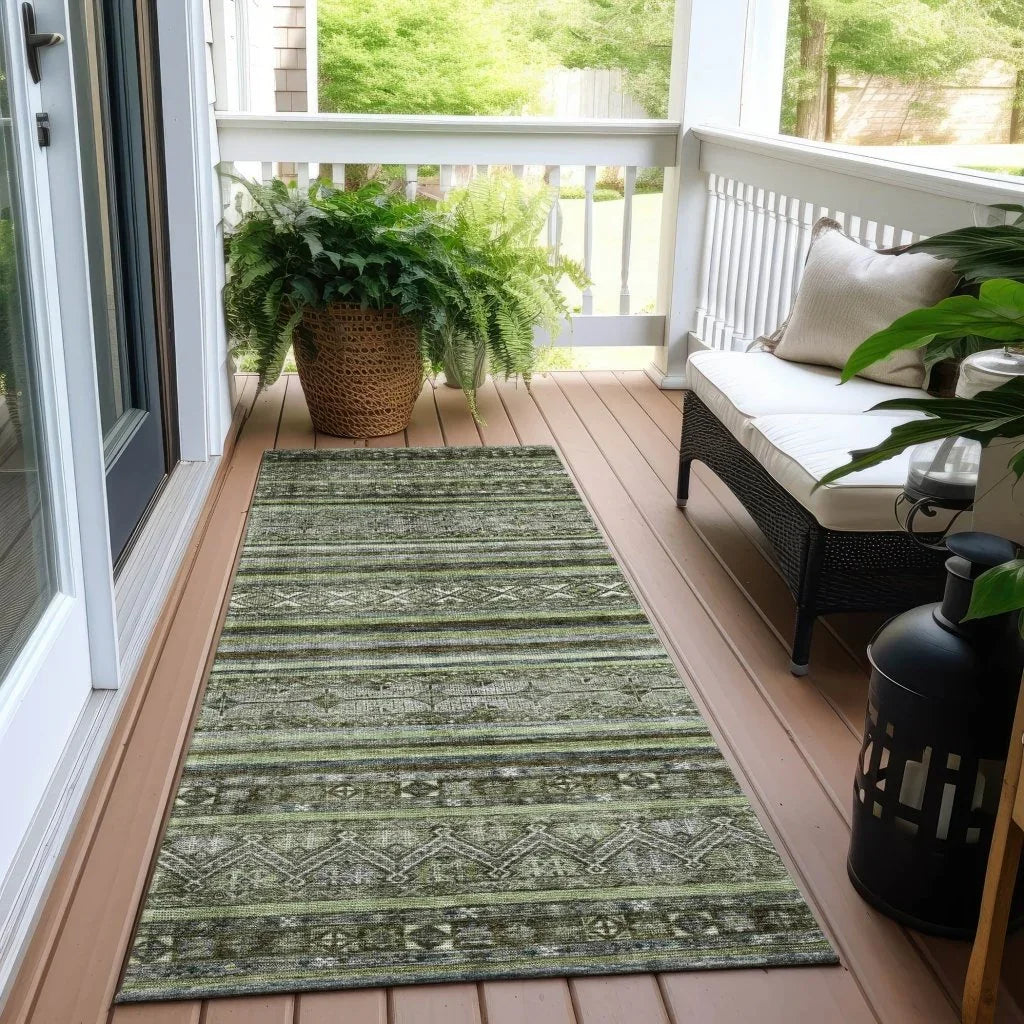 LOOMLAN Rugs Ysadora Green Washable Indoor-Outdoor Rug