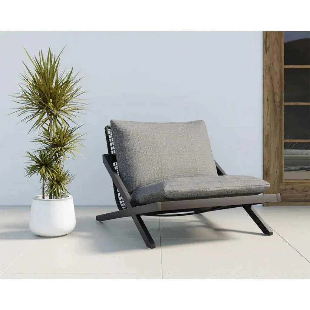 Bari Fabric Outdoor Lounge Chair - LOOMLAN - SUNPAN - Outdoor Lounge Chairs