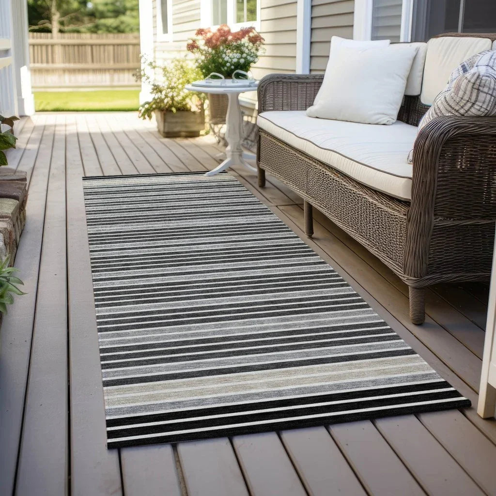 LOOMLAN Rugs Blazyn Black Washable Indoor-Outdoor Rug