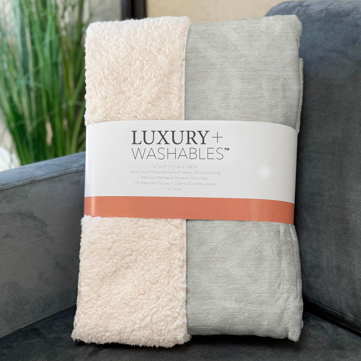 Offset Stripes Ivory Washable Indoor-Outdoor Rug