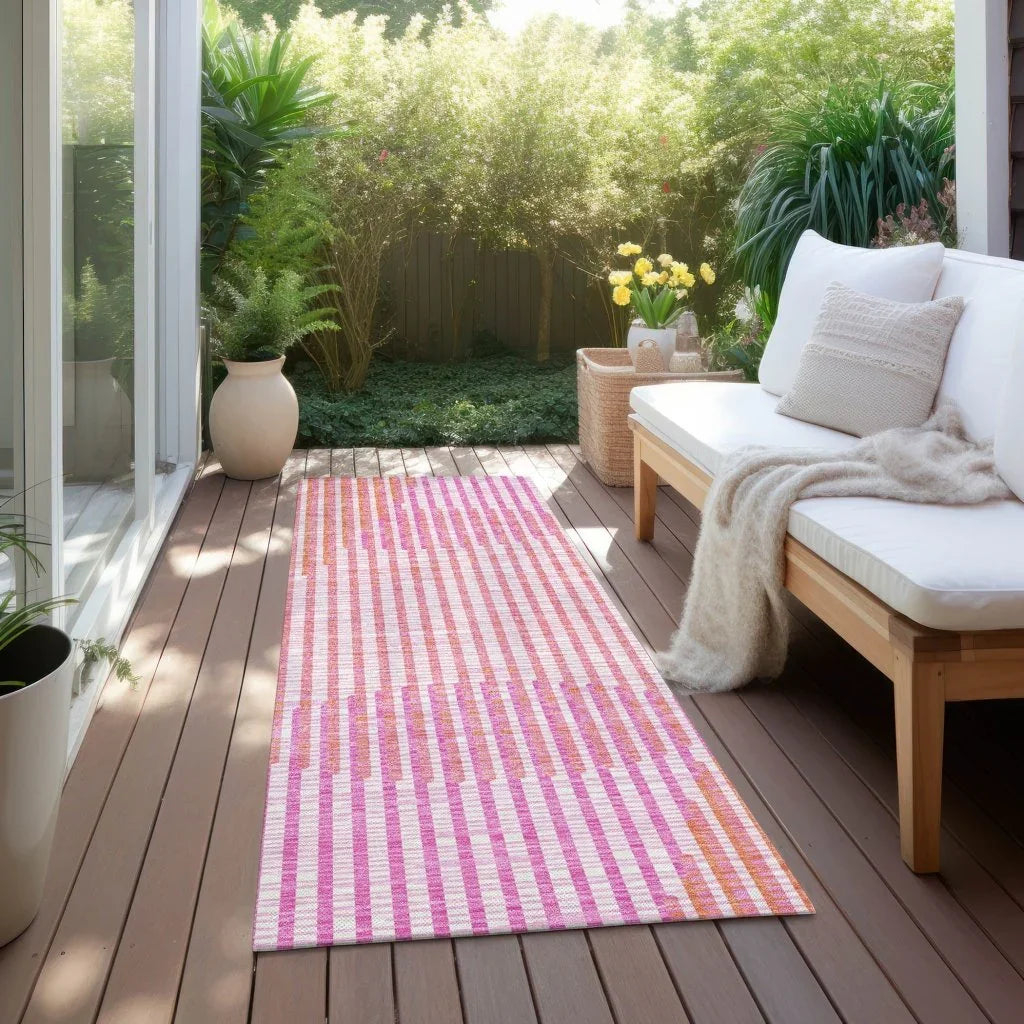 LOOMLAN Rugs Elowen Pink Washable Indoor-Outdoor Rug