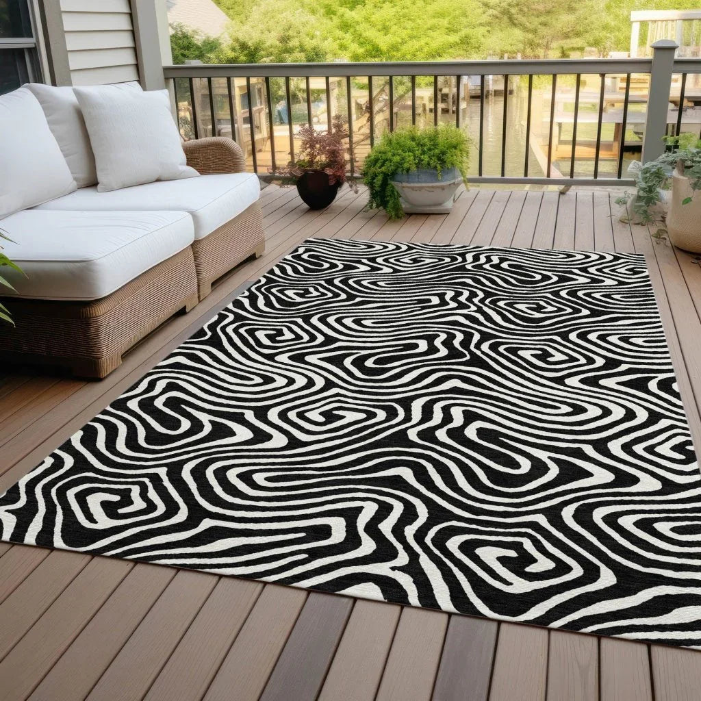 LOOMLAN Rugs Evalora Black Washable Indoor-Outdoor Rug