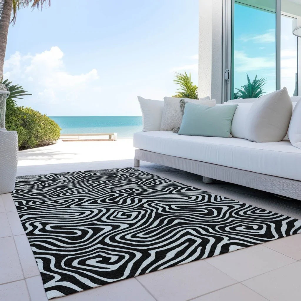 LOOMLAN Rugs Evalora Black Washable Indoor-Outdoor Rug