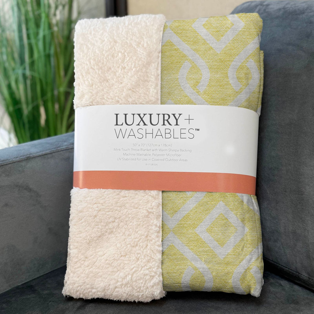Offset Stripes Yellow Washable Indoor-Outdoor Rug