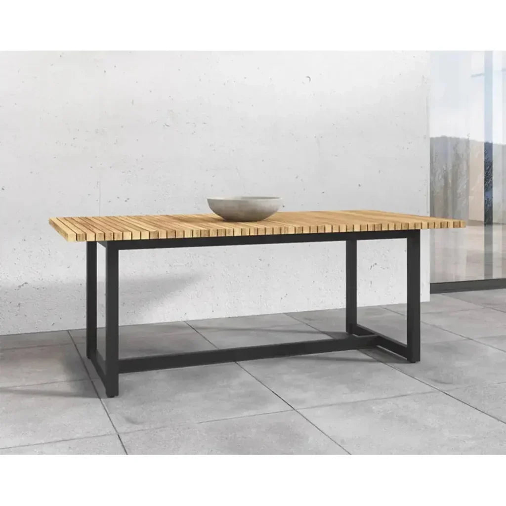 SUNPAN Geneve Aluminum Outdoor Dining Table