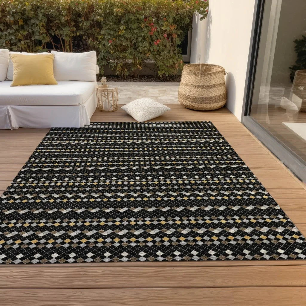 LOOMLAN Rugs Gridora Black Washable Indoor-Outdoor Rug