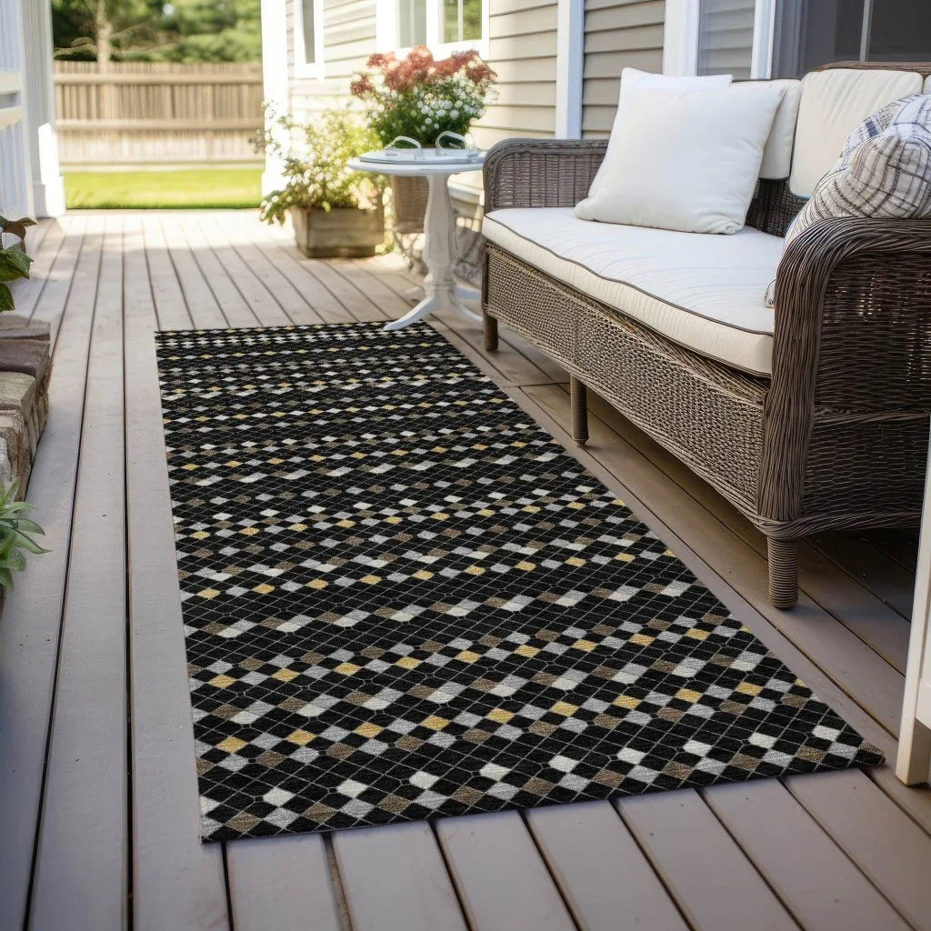 LOOMLAN Rugs Gridora Black Washable Indoor-Outdoor Rug