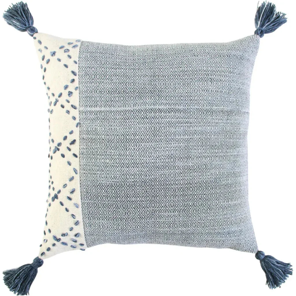 LOOMLAN Lois Outdoor Throw Pillow With Tassels