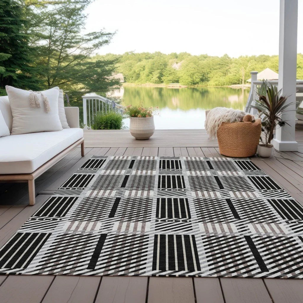 LOOMLAN Rugs Lunara Black Washable Indoor-Outdoor Rug