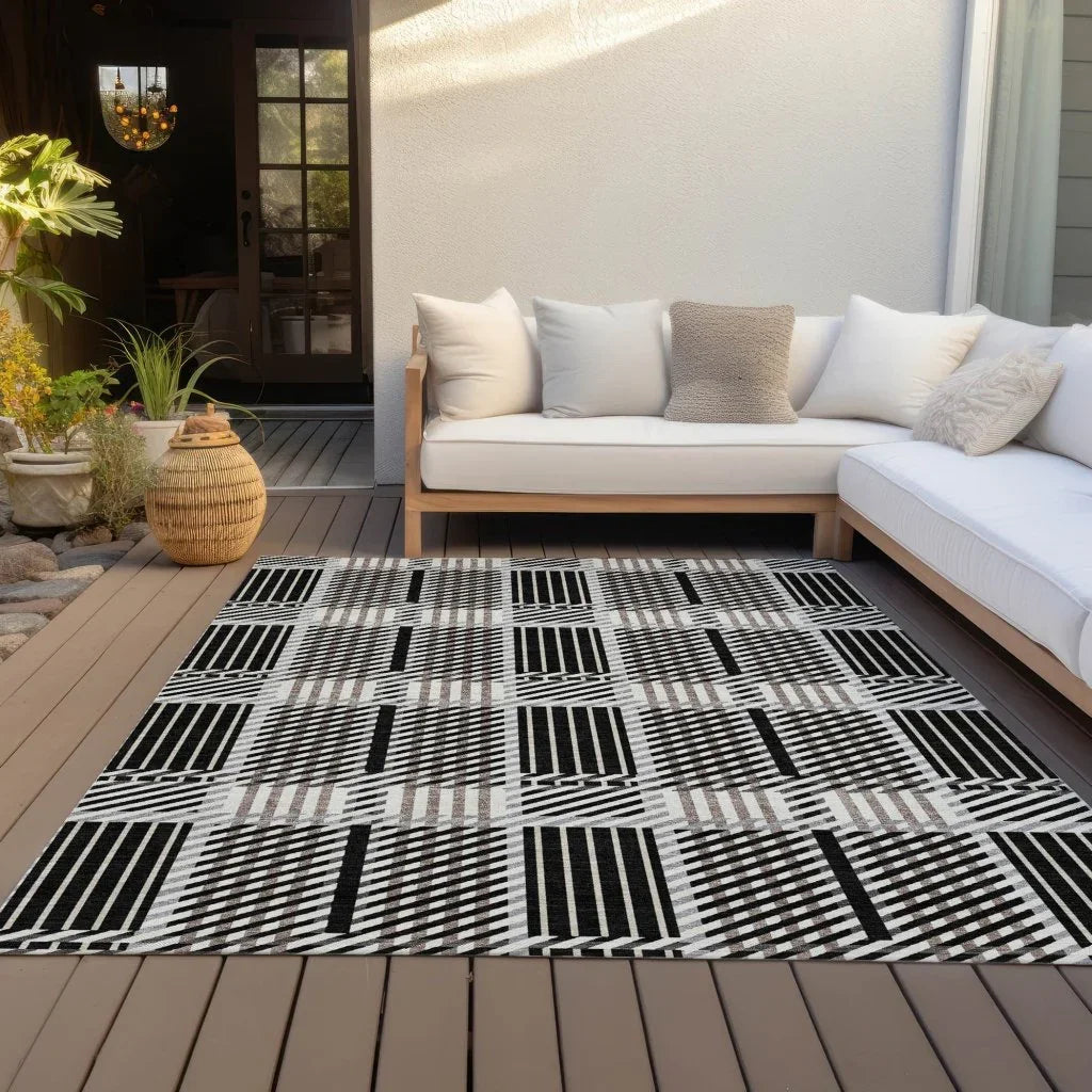 LOOMLAN Rugs Lunara Black Washable Indoor-Outdoor Rug