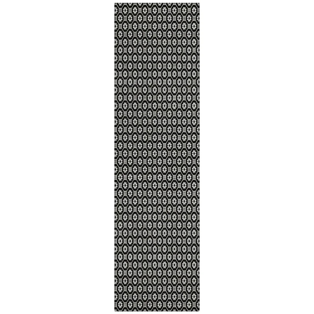 LOOMLAN Rugs Luthira Black Washable Indoor-Outdoor Rug