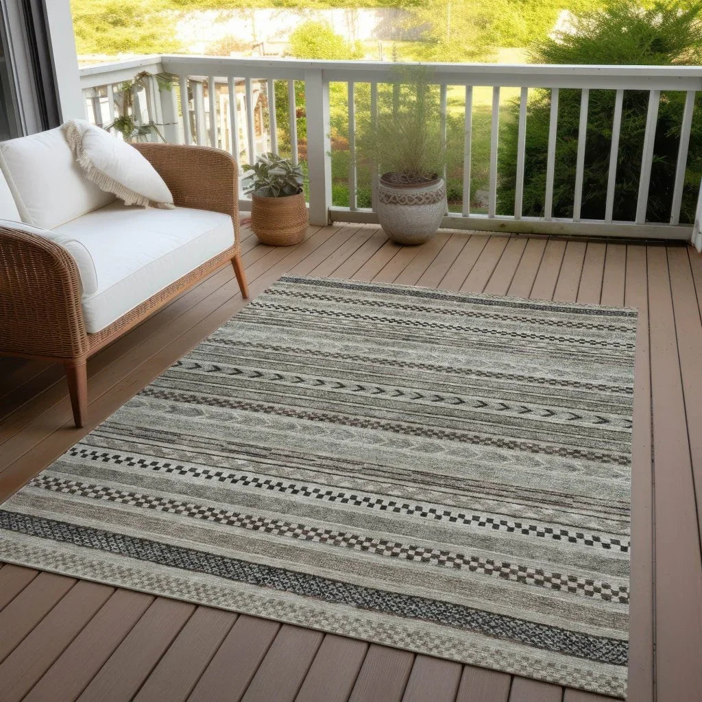 LOOMLAN Rugs Luthyra Brown Washable Indoor-Outdoor Rug