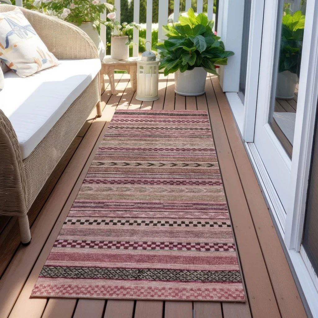 LOOMLAN Rugs Luthyra Pink Washable Indoor-Outdoor Rug