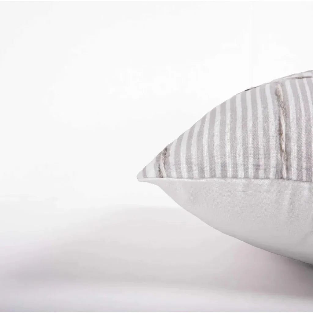 LOOMLAN May Striped Outdoor Throw Pillowss