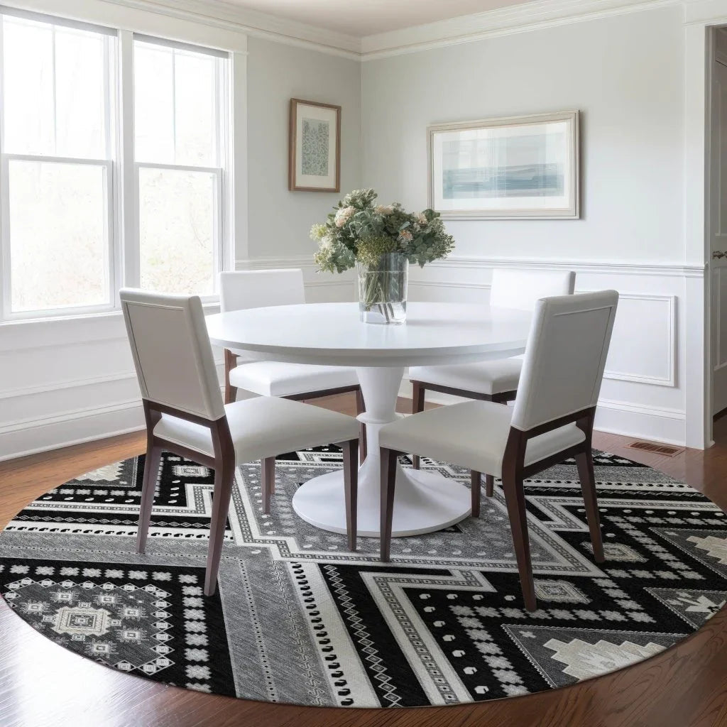 LOOMLAN Rugs Solene Black Washable Indoor-Outdoor Rug