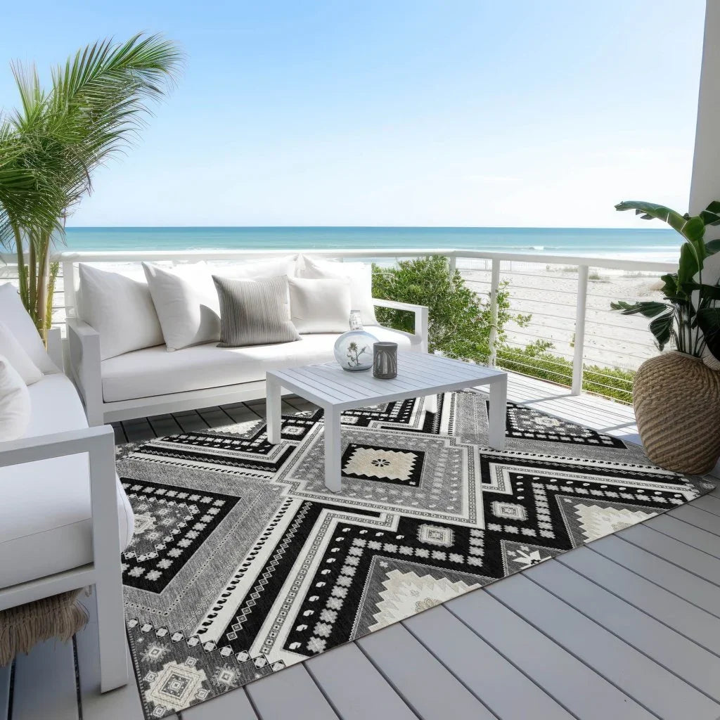 LOOMLAN Rugs Solene Black Washable Indoor-Outdoor Rug