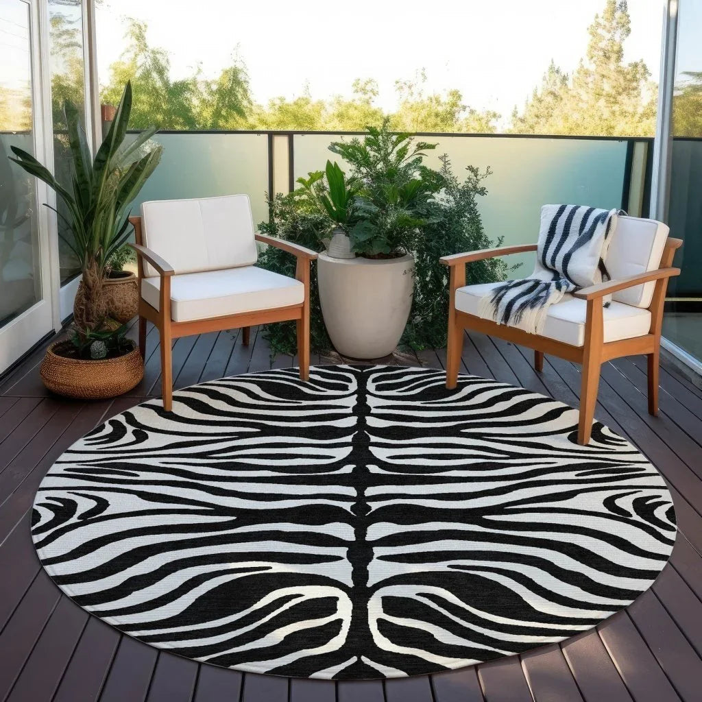 LOOMLAN Rugs Solstice Black Washable Indoor-Outdoor Rug