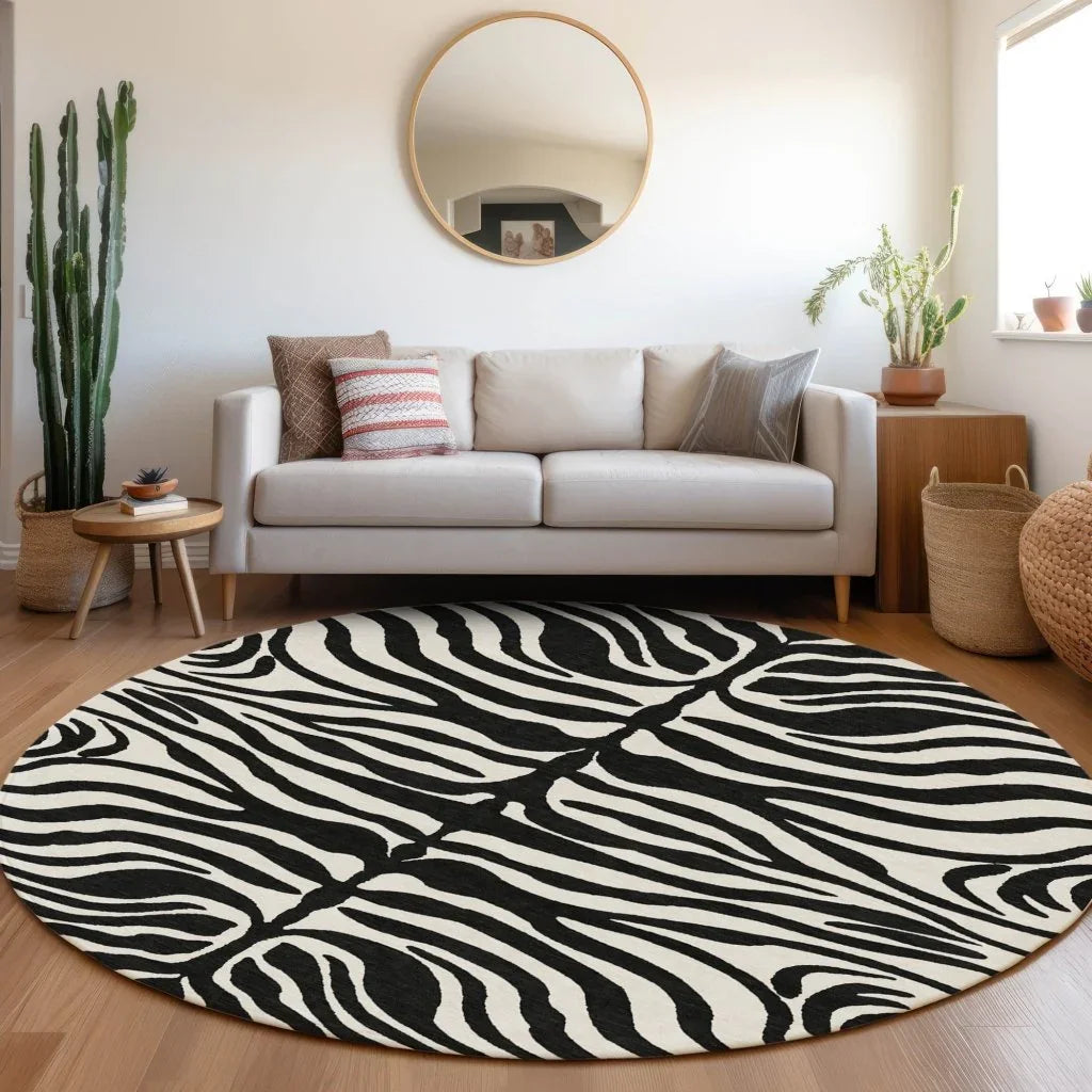 LOOMLAN Rugs Solstice Black Washable Indoor-Outdoor Rug