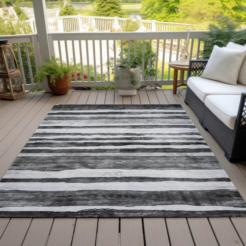LOOMLAN Rugs Spinava Gray Washable Indoor-Outdoor Rug