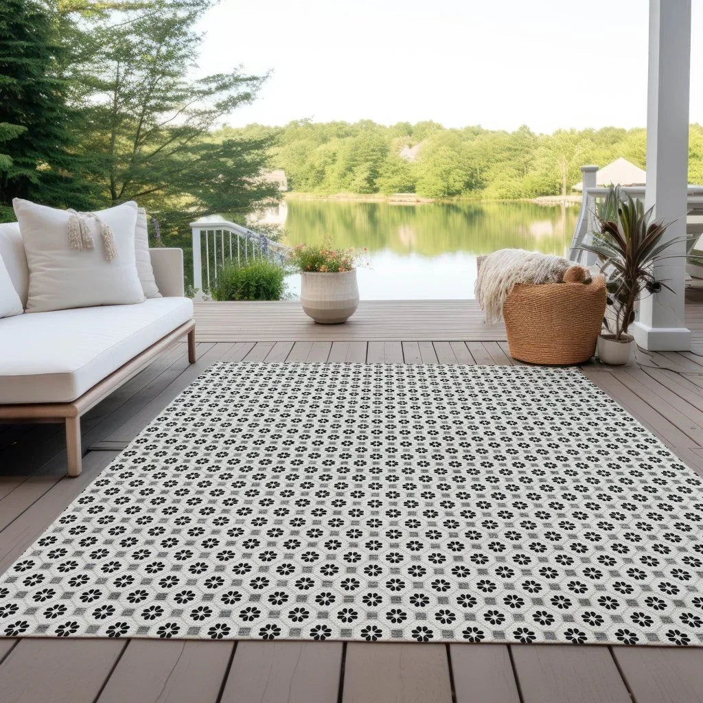 LOOMLAN Rugs Symara Ivory Washable Indoor-Outdoor Rug