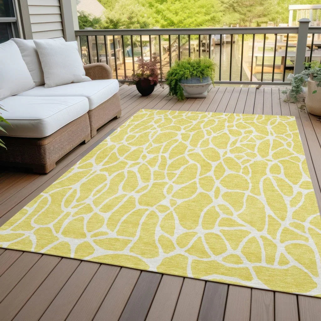 LOOMLAN Rugs Zarelia Yellow Washable Indoor-Outdoor Rug