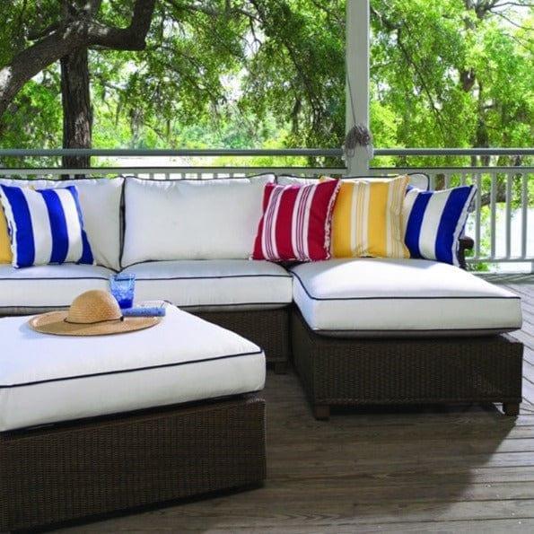 LOOMLAN Outdoor - Hamptons Outdoor Wicker Small Chaise Sectional With Ottoman Lloyd Flanders - Outdoor Lounge Sets