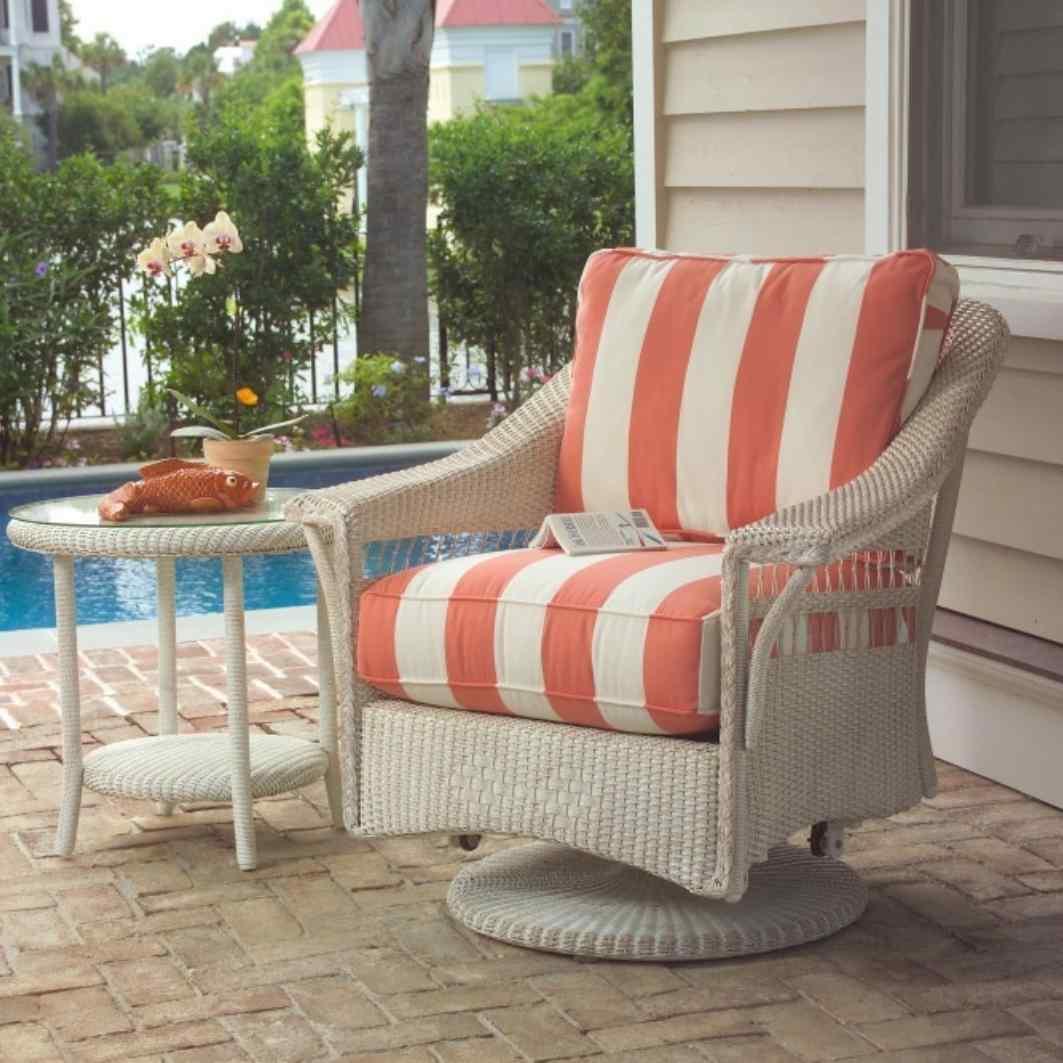 LOOMLAN Outdoor - Nantucket Swivel Glider Lounge Chair Premium Wicker Furniture - Outdoor Lounge Chairs